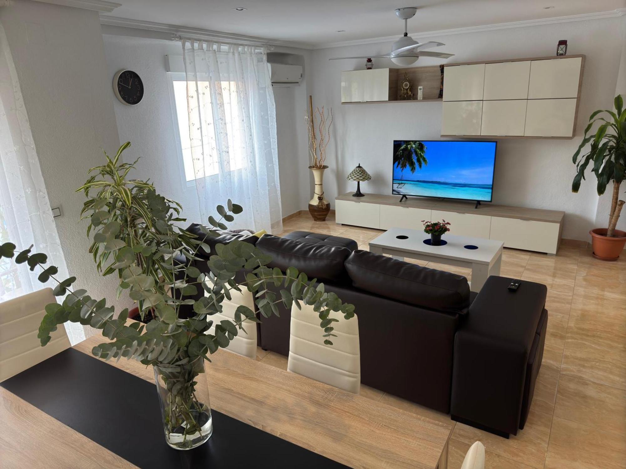 Alenia Apartament